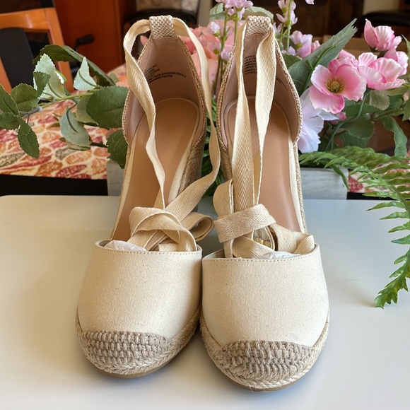 Cream wedges - Picture 5 of 13